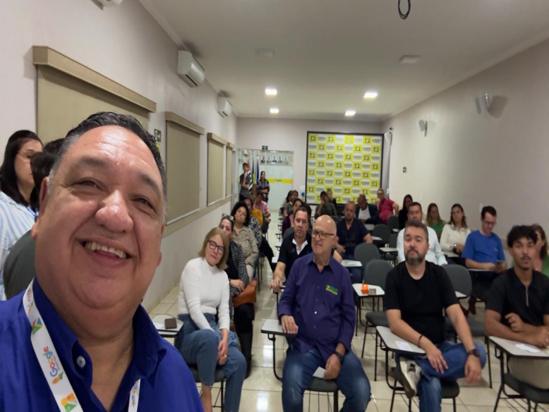                   Evento sobre Imersão Google para Empresas no Salão de Eventos da ACI           